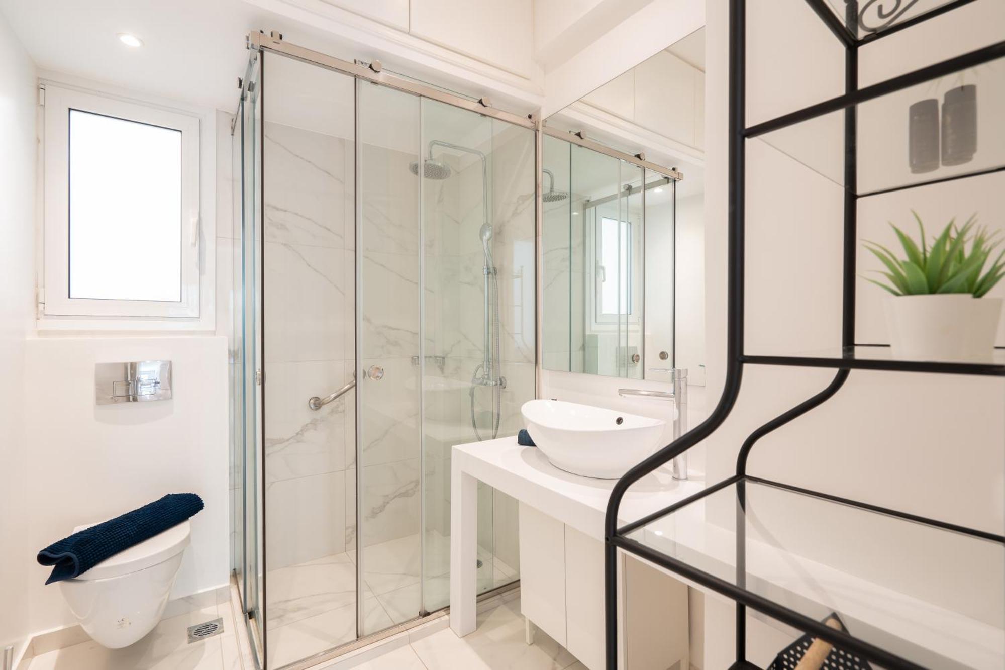 Sophisticated Modern Apt In Athens Center エクステリア 写真